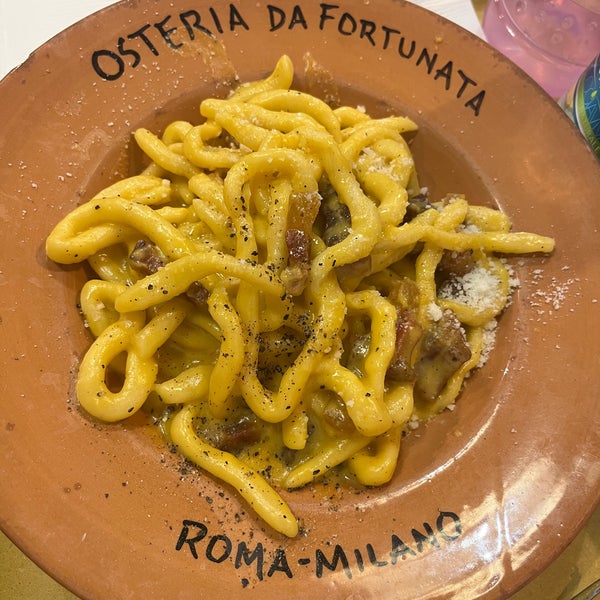 รูปภาพถ่ายที่ Osteria da Fortunata - Pellegrino โดย Verónica M. เมื่อ 5/15/2022