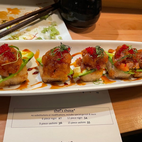 Highly recommend the spicy tuna on crispy rice. However the nigiri and maki are compromised by lackluster rice. Fairly high quality fish would taste better with rice that has more flavor.