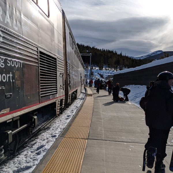 2/29/2020 tarihinde Paul K.ziyaretçi tarafından Winter Park Resort'de çekilen fotoğraf