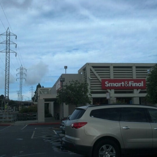 Photos at Smart & Final Extra! Canal 1 tip