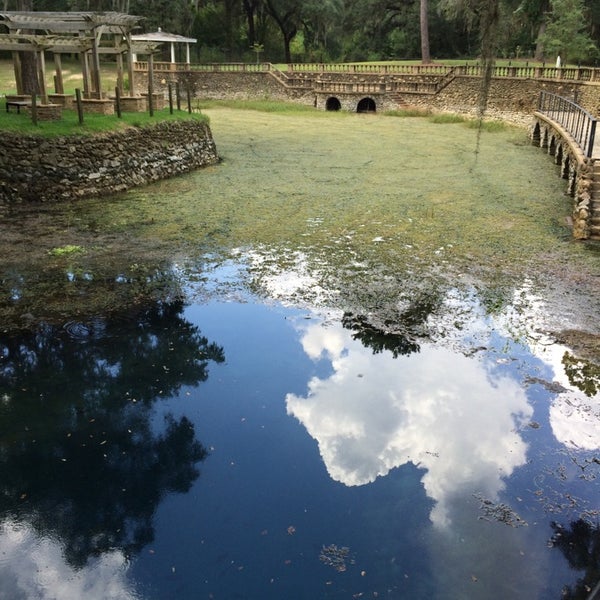 Radium Springs Garden in Radium Springs
