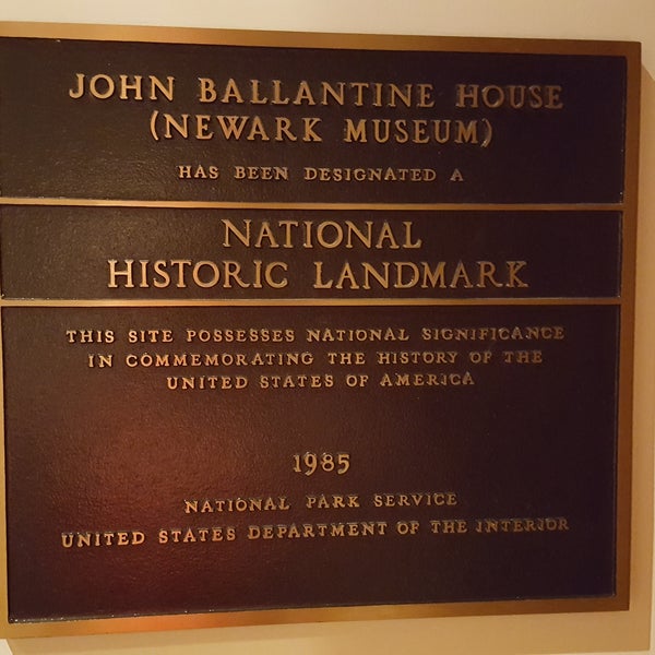 Foto diambil di Newark Museum oleh David J. pada 12/9/2016