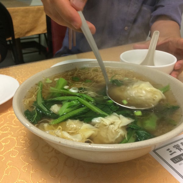 Noodle Express Downtown Winnipeg 107180 King Street