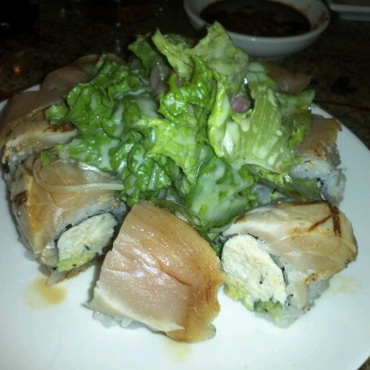 Photo prise au Little Lilly Sushi par Minh N. le11/18/2012