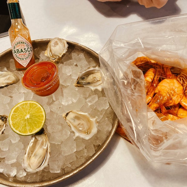 The Boiling Crab - Downtown Sacramento - 4 tips