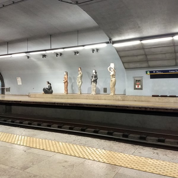 Станция дубравная казань. Альбом метро. Метро санто доминго. Фонвизинская станция метро. Metro am.