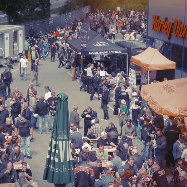 harley davidson roadhouse tent