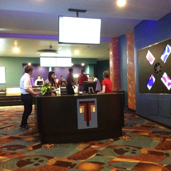 Teaneck Cinemas 503 Cedar Ln