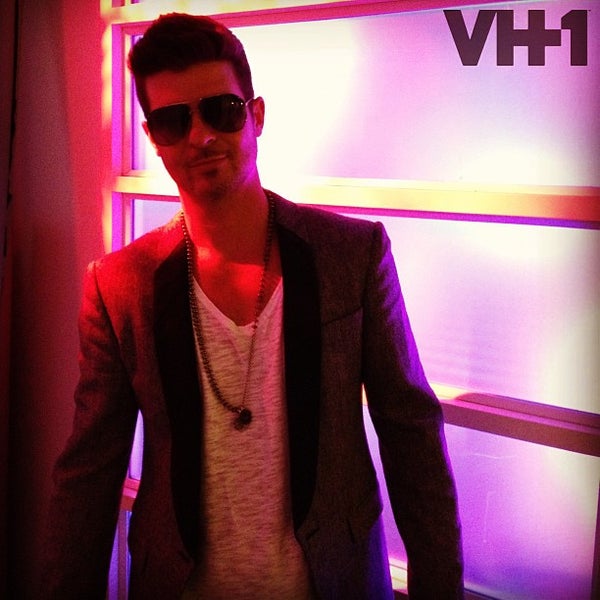 5/2/2013にVH1がVH1 Big Morning Buzz Live Studioで撮った写真