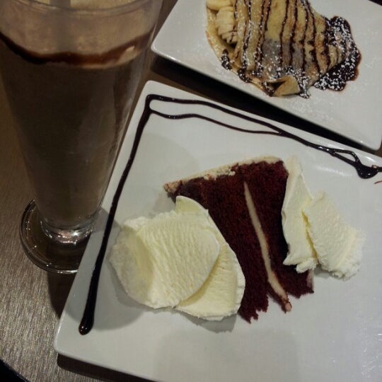 11/8/2012にLionel C.がSpin Dessert Cafeで撮った写真