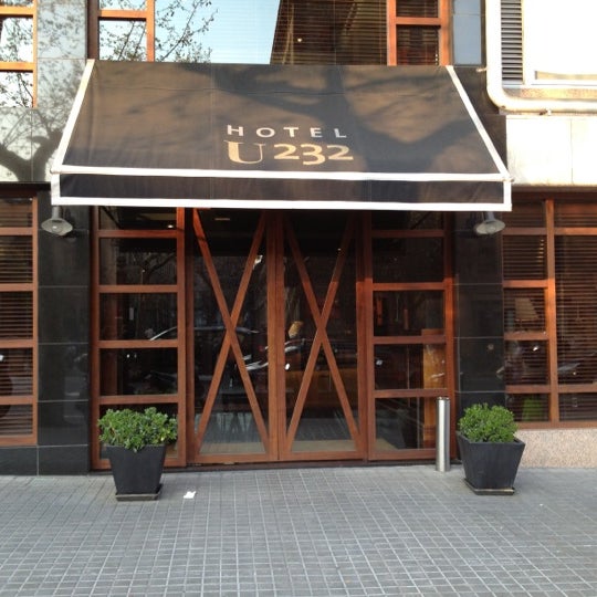 3/27/2012 tarihinde Ignasi P.ziyaretçi tarafından Hotel U232'de çekilen fotoğraf