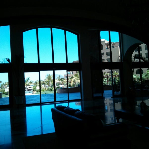Foto tirada no(a) Villa Del Palmar Beach Resort &amp; Spa por Clinton em 4/12/2013