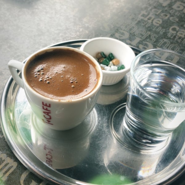 Foto tirada no(a) T-Cafe &amp; Restaurant por Sena Başkurt em 3/10/2020