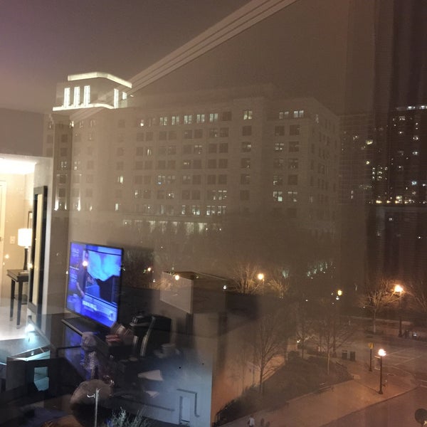 Das Foto wurde bei Loews Atlanta Hotel von Jody M. am 3/25/2018 aufgenommen