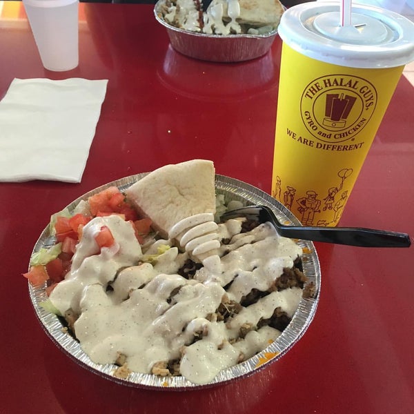 Photo taken at The Halal Guys by Sophia A. on 9/11/2016