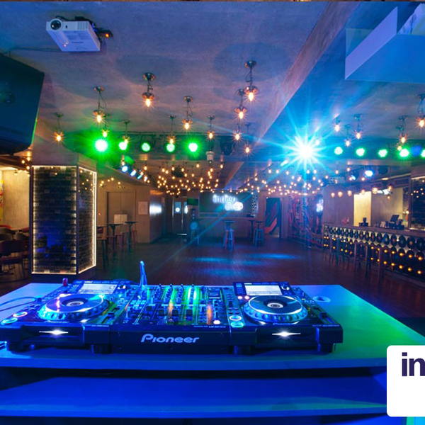 Foto diambil di Indigo Live - Music Bar oleh Indigo Live - Music Bar pada 9/27/2014