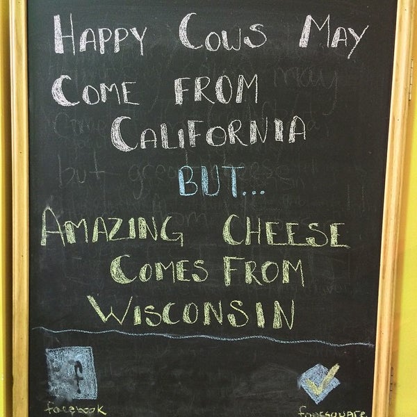 Das Foto wurde bei Wisconsin Cheese Mart von Cory D. am 10/5/2014 aufgenommen