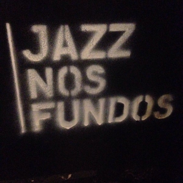 Foto tomada en Jazz nos Fundos  por Valerie A. el 7/9/2016