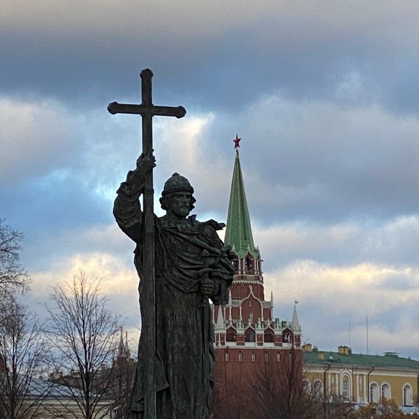 Памятник Князю Владимиру В Москве Фото
