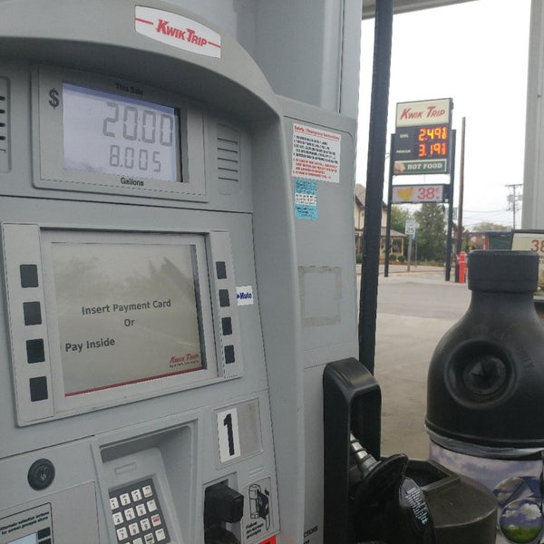 KWIK TRIP 626 99 E Montello St