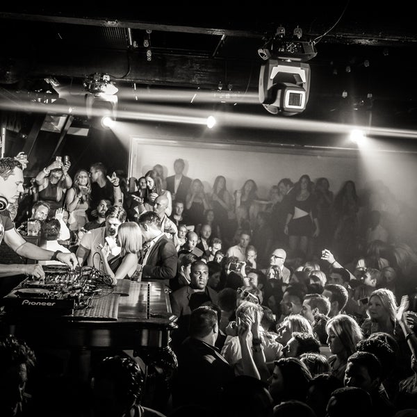 10/20/2014にStudio Paris NightclubがStudio Paris Nightclubで撮った写真