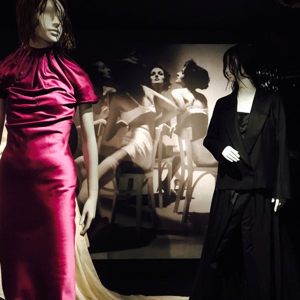 Foto tomada en MoMu - Museo de la Moda de Amberes  por Chloë O. el 1/30/2018