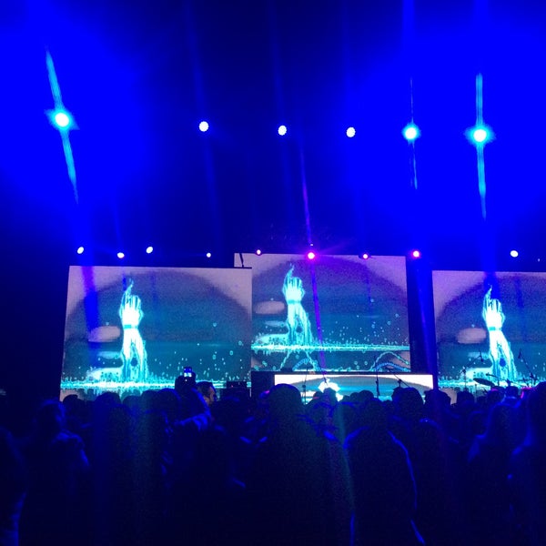 รูปภาพถ่ายที่ Maslak Arena โดย ÇİğDEM 💃 เมื่อ 12/6/2014
