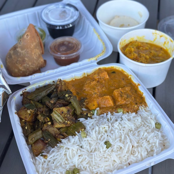 Namaste Spiceland Indian Restaurant in Pasadena