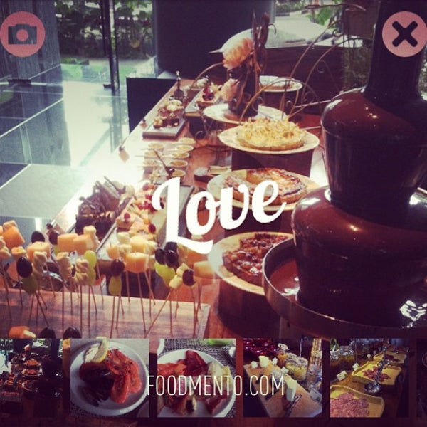 Lime Buffet in Singapore