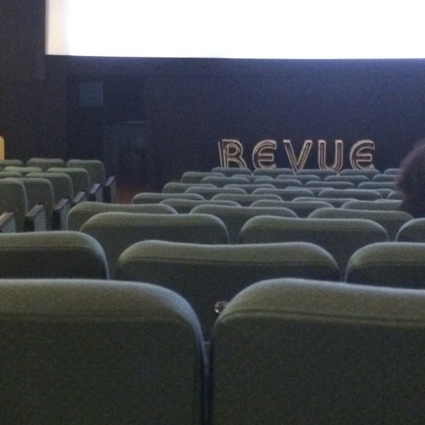 4/12/2015 tarihinde Jessika C.ziyaretçi tarafından Revue Cinema'de çekilen fotoğraf