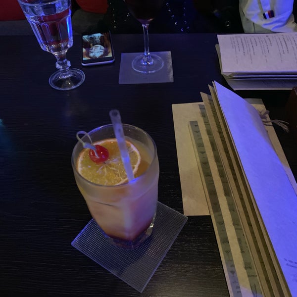 Foto scattata a ReLab Cocktail Bar da Oniii-chan il 5/8/2019