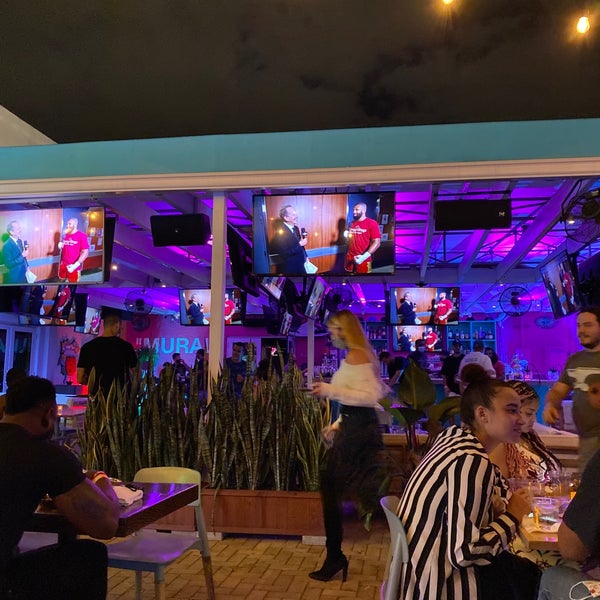 Foto diambil di Grails Miami - Restaurant &amp; Sports Bar oleh A T. pada 11/29/2020