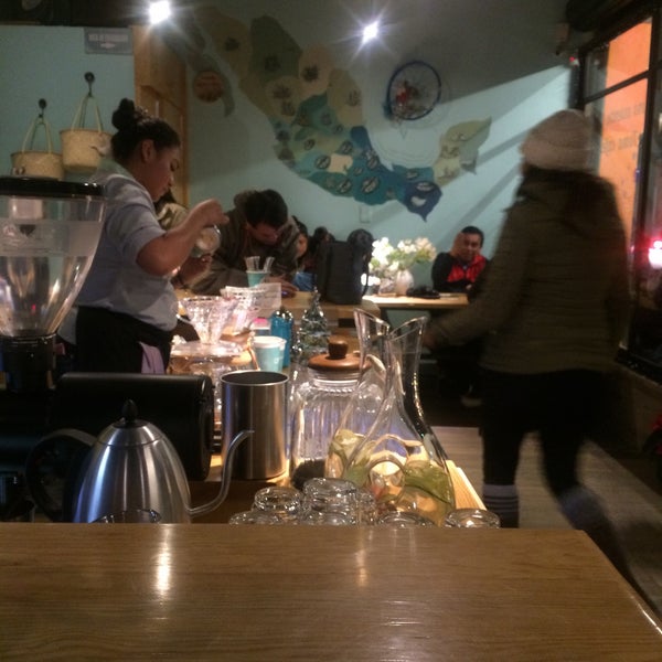 Das Foto wurde bei CAFÉ QUINTAL TEPOTZOTLÁN von Ly O. am 12/11/2017 aufgenommen