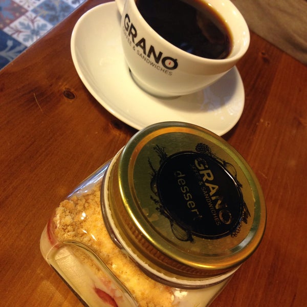 รูปภาพถ่ายที่ Grano Coffee &amp; Sandwiches โดย Eda เมื่อ 1/29/2016