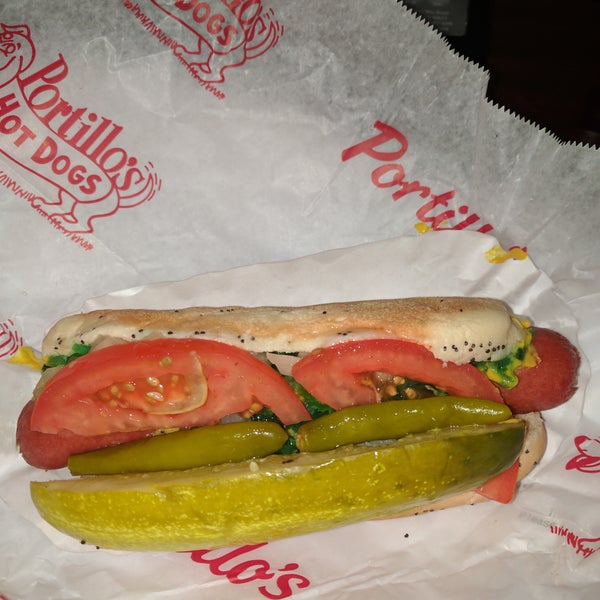 Photo taken at Portillo&#39;s by Drew G. on 7/10/2017