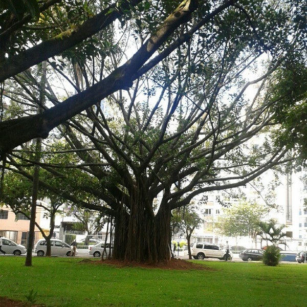 Praça General Gentil Falcão - Praça em São Paulo
