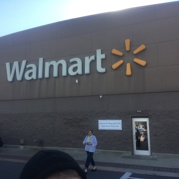 Walmart Supercenter 700 Bowman Rd