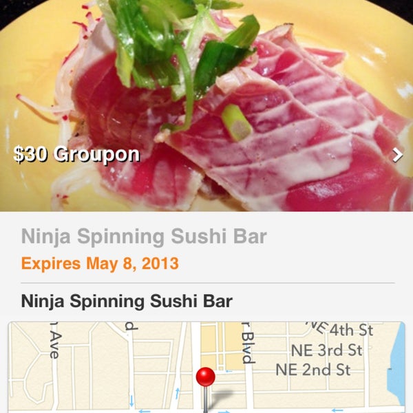 Снимок сделан в Ninja Spinning Sushi Bar пользователем Dana W. 5/10/2013