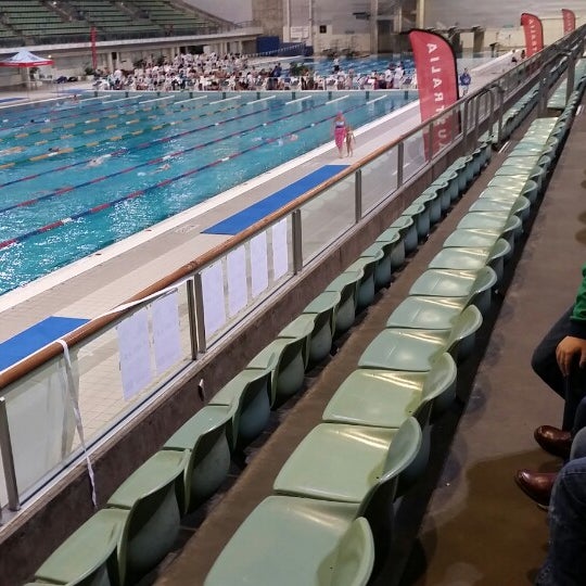 Foto diambil di Sydney Olympic Park Aquatic Centre oleh Dan B. pada 5/2/2015