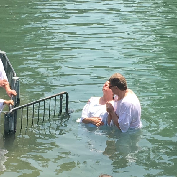 Foto scattata a Yardenit – Jordan River Baptism da Isaac Q. il 5/15/2018
