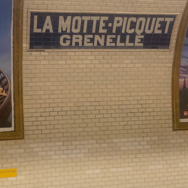 Métro La MottePicquet Grenelle [6,8,10] Station de métro à Paris