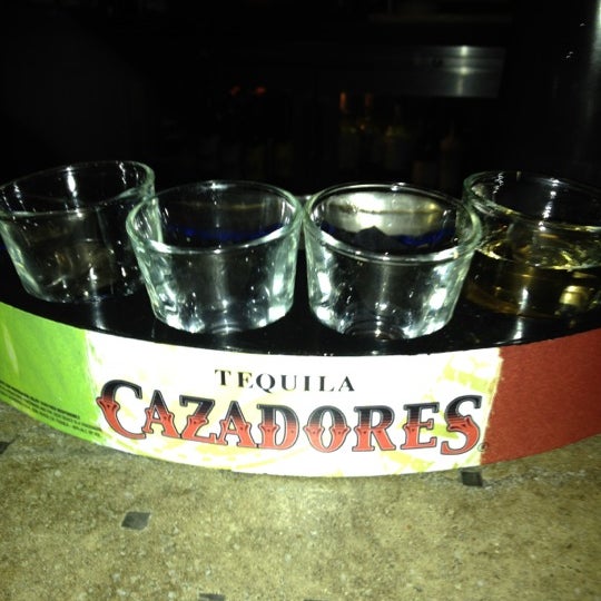 Foto diambil di Zocalo Back Bay Mexican Bistro &amp; Tequila Bar oleh Julie B. pada 11/3/2012