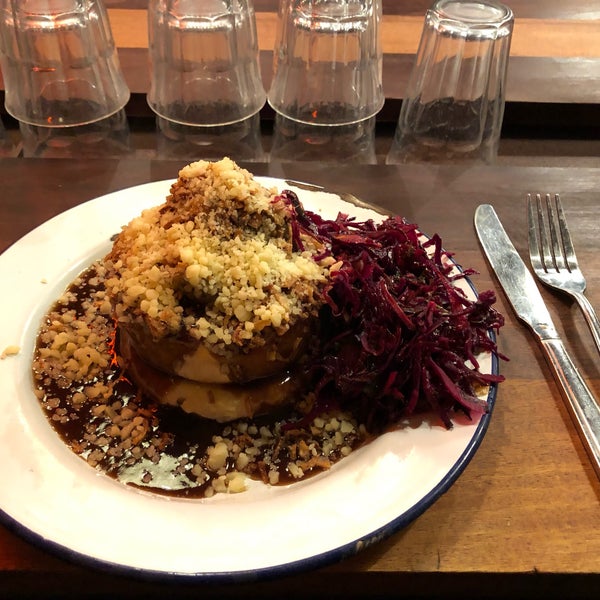 Photo taken at Pieminister by Kyungwon L. on 2/12/2019