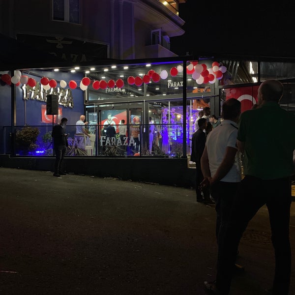 Das Foto wurde bei Faraza Sisha &amp; Lounge von Oğuzhan Ç. am 8/31/2019 aufgenommen