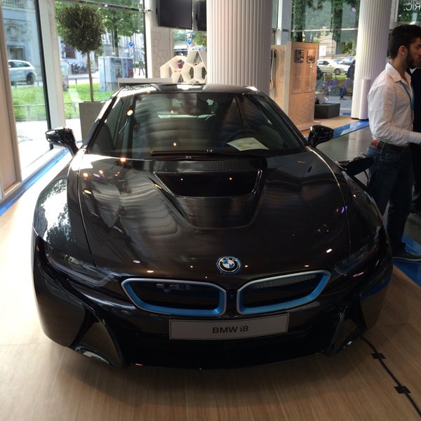 Photo taken at BMW Pavillon by Sultan A. on 7/31/2014