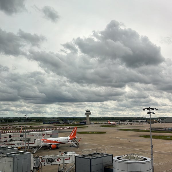 Photo taken at London Gatwick Airport (LGW) by Meshal on 5/3/2024