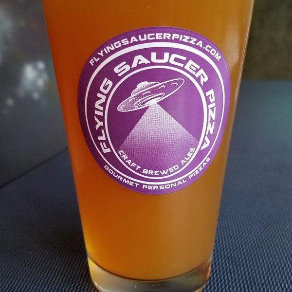 Photo taken at Flying Saucer Pizza by Jeff H. on 8/25/2018