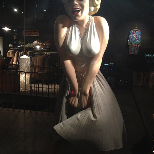 12/12/2012にMaria O.がOldich Dress &amp; Drinkで撮った写真
