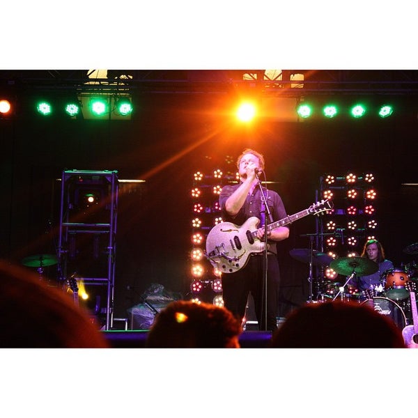 Снимок сделан в Live On The Green Music Festival пользователем Kevin M. 1/27/2015