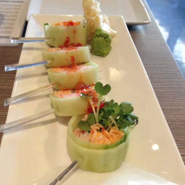 Foto tirada no(a) Squid Ink Sushi Bar por Alex em 6/22/2013